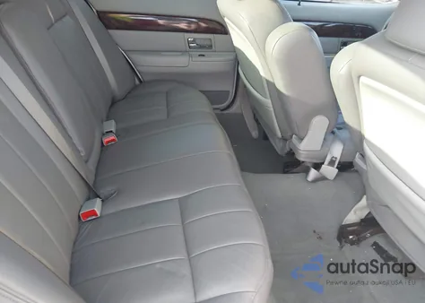 2005 Mercury Grand Marquis Gs from USA, damaged, VIN 2MEFM74W25X641728